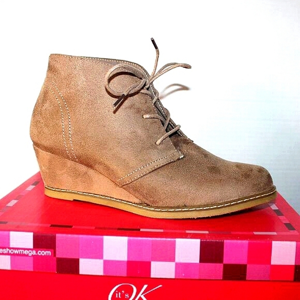 It's OK Melba Taupe Lace-Up Wedge Booties - Size 8 - NIB
